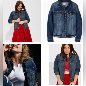 NWT TORRID Denim Trucker Jacket - Medium Wash
